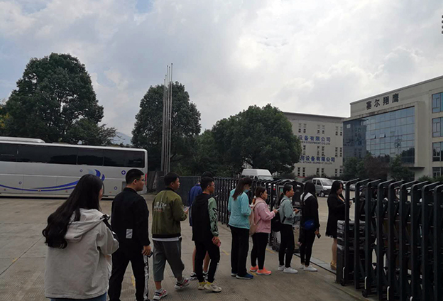 太原科技大学材料科学与工程学院的学员来royal皇家88平台中厨 太原科技大学材料科学与工程学院的学员来royal皇家88平台中厨